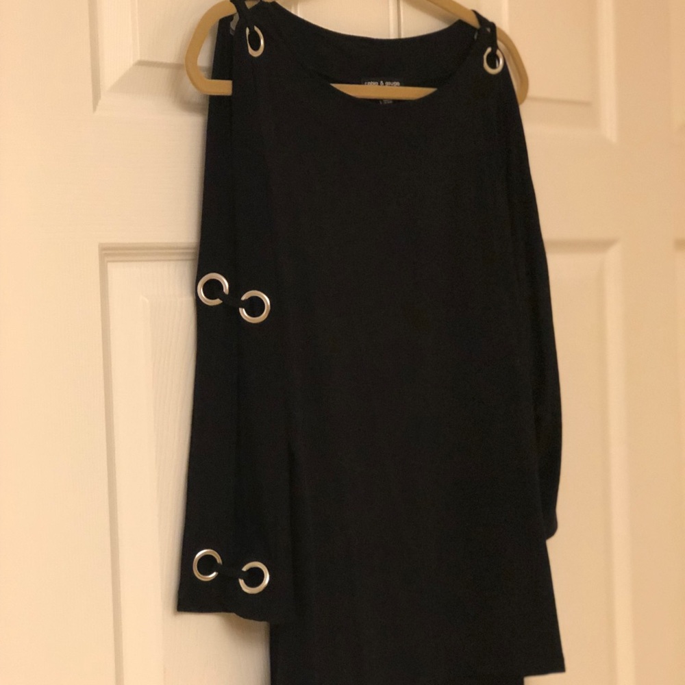 CABLE AND GAUGE BLACK TOP